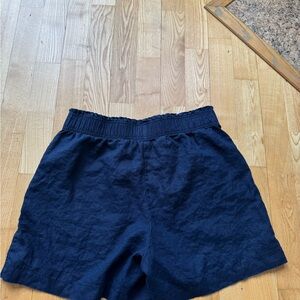 High Waist navy linen Shorts with Elastic Waistband. Quince